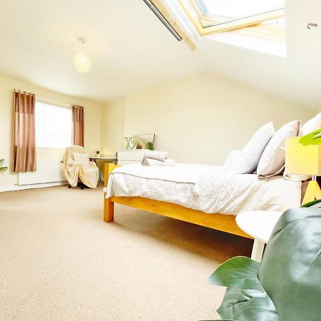 5 Bedroom, Sleeps 9 - Base To Explore Liverpool And Beyond Zewnętrze zdjęcie
