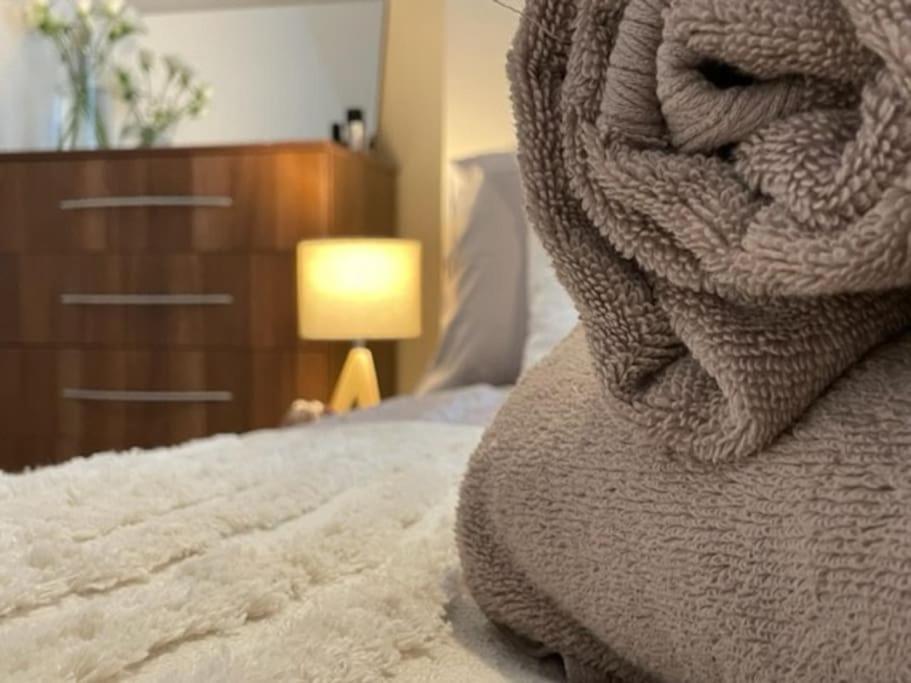 5 Bedroom, Sleeps 9 - Base To Explore Liverpool And Beyond Zewnętrze zdjęcie