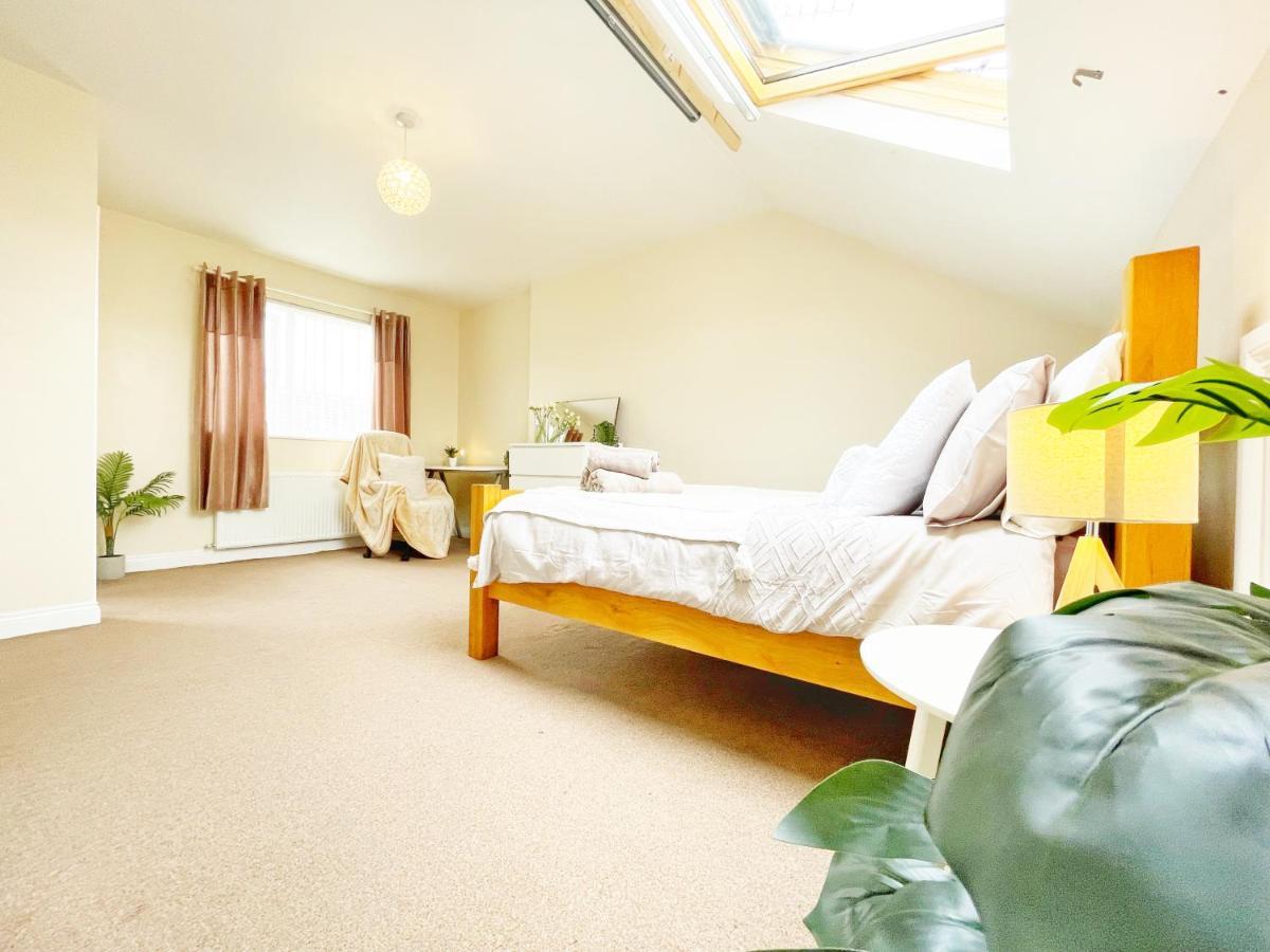 5 Bedroom, Sleeps 9 - Base To Explore Liverpool And Beyond Zewnętrze zdjęcie