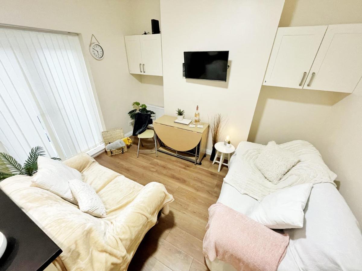 5 Bedroom, Sleeps 9 - Base To Explore Liverpool And Beyond Zewnętrze zdjęcie