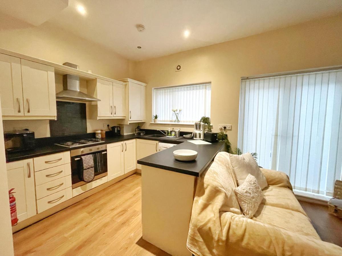 5 Bedroom, Sleeps 9 - Base To Explore Liverpool And Beyond Zewnętrze zdjęcie